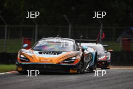 #27 Mark Radcliffe / Tom Gamble - Optimum Motorsport McLaren 720S GT3 Evo 