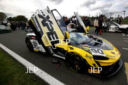 #90 Jack Brown / Zac Meakin - Optimum Motorsport McLaren Artura GT4 