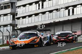 #27 Mark Radcliffe / Tom Gamble - Optimum Motorsport McLaren 720S GT3 Evo 