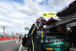 #97 Andrew Howard - Beechdean Motorsport Ltd Aston Martin Vantage AMR GT3 Evo 