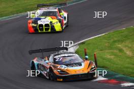 #27 Mark Radcliffe / Tom Gamble - Optimum Motorsport McLaren 720S GT3 Evo 