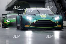 #97 Andrew Howard / Jessica Hawkins - Beechdean Motorsport Ltd Aston Martin Vantage AMR GT3 Evo