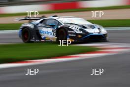 #78 Alex Martin / Sandy Mitchell - Barwell Motorsport Lamborghini Huracan GT3 Evo