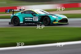 #97 Andrew Howard / Jessica Hawkins - Beechdean Motorsport Ltd Aston Martin Vantage AMR GT3 Evo