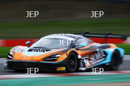 #27 Mark Radcliffe / Tom Gamble - Optimum Motorsport McLaren 720S GT3 Evo