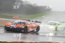 #67 Simon Orange / Tom Roche - Orange Racing by JMH McLaren 720S GT3 Evo