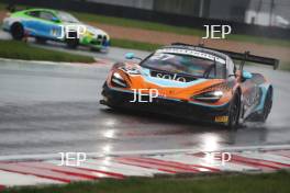 #27 Mark Radcliffe / Tom Gamble - Optimum Motorsport McLaren 720S GT3 Evo