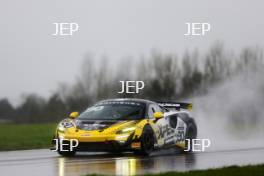 #90 Jack Brown / Zac Meakin - Optimum Motorsport McLaren Artura GT4