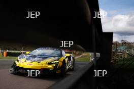 #90 Jack Brown / Zac Meakin - Optimum Motorsport McLaren Artura GT4