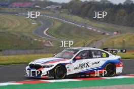 Adam Morgan - Team BMW BMW 330e M Sport