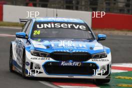 Jake Hill - Laser Tools Racing with MB Motorsport BMW 330e M Sport