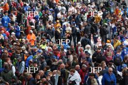 Fans on the pitwalk autograph session