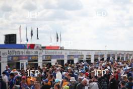 BTCC Fans at the autograph session