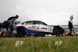 Adam Morgan - Team BMW BMW 330e M Sport 