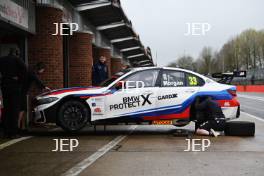 Adam Morgan - Team BMW BMW 330e M Sport