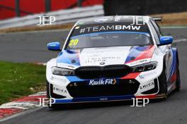 Colin Turkington - Team BMW BMW 330e M Sport