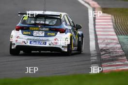 Árón Taylor-Smith - Evans Halshaw Power Maxed Racing Vauxhall Astra