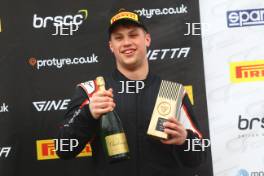 #63 Connor Garlick – Xentek Motorsport Ginetta Junior