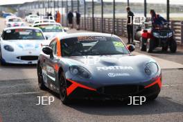 #28 Harry Moss - R Racing Ginetta Junior 