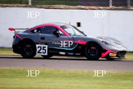 #25 Ethan Jeff-Hall - R Racing Ginetta Junior 