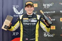 #35 Isaac Phelps - Elite Motorsport Ginetta Junior 