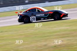 #28 Harry Moss - R Racing Ginetta Junior 