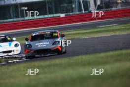 #28 Harry Moss - R Racing Ginetta Junior 