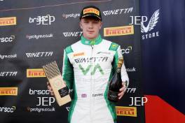 #18 Torrin Byrne - Pace Performance Ginetta Junior 