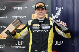 #35 Isaac Phelps - Elite Motorsport Ginetta Junior 