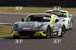 #5 Tom Ingram Hill ? R Racing Ginetta Junior 