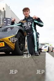 #90 Chase Fernandez ? E3 Sport Ginetta Junior 