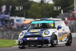 #18 Lewis Selby - NAPA Racing UK 