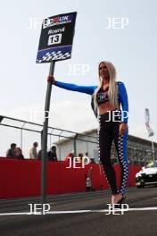 TCR Grid Girl