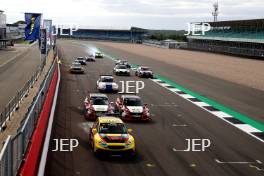 TCR Race 1 Silverstone Start